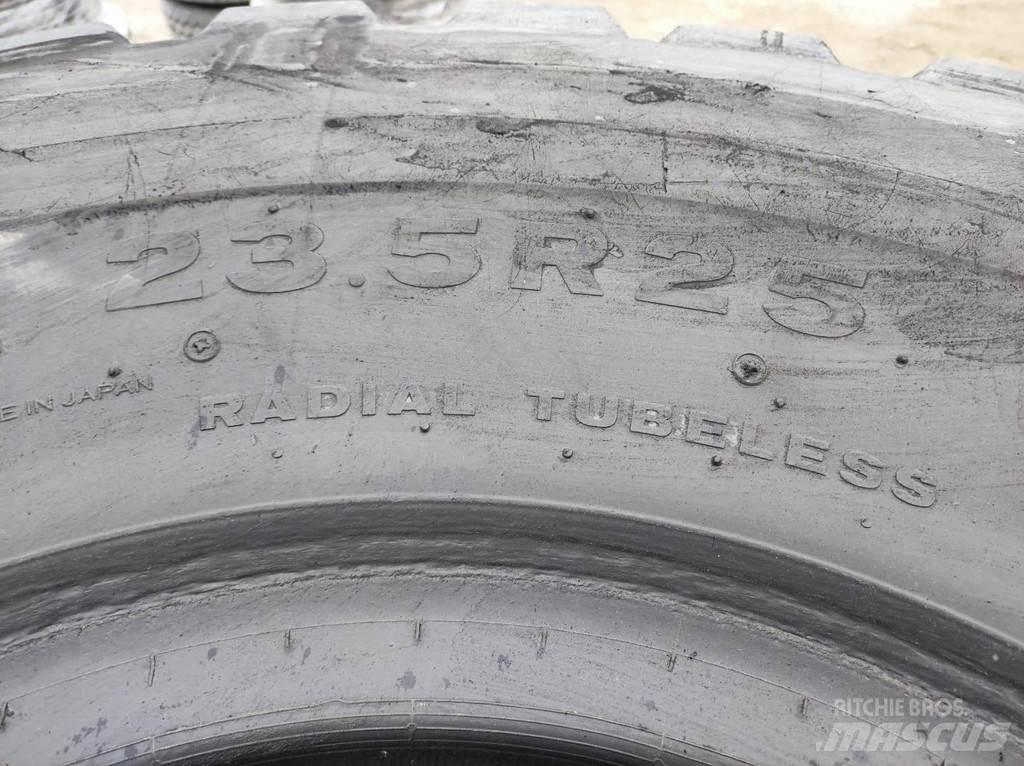  23.5 R25 tires Ελαστικά και ζάντες