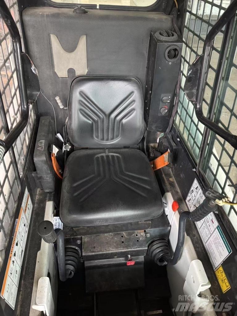 Bobcat S 70 Φορτωτάκια
