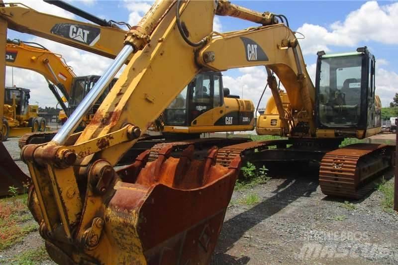 CAT 320C Εκσκαφάκι (διαβολάκι) < 7t