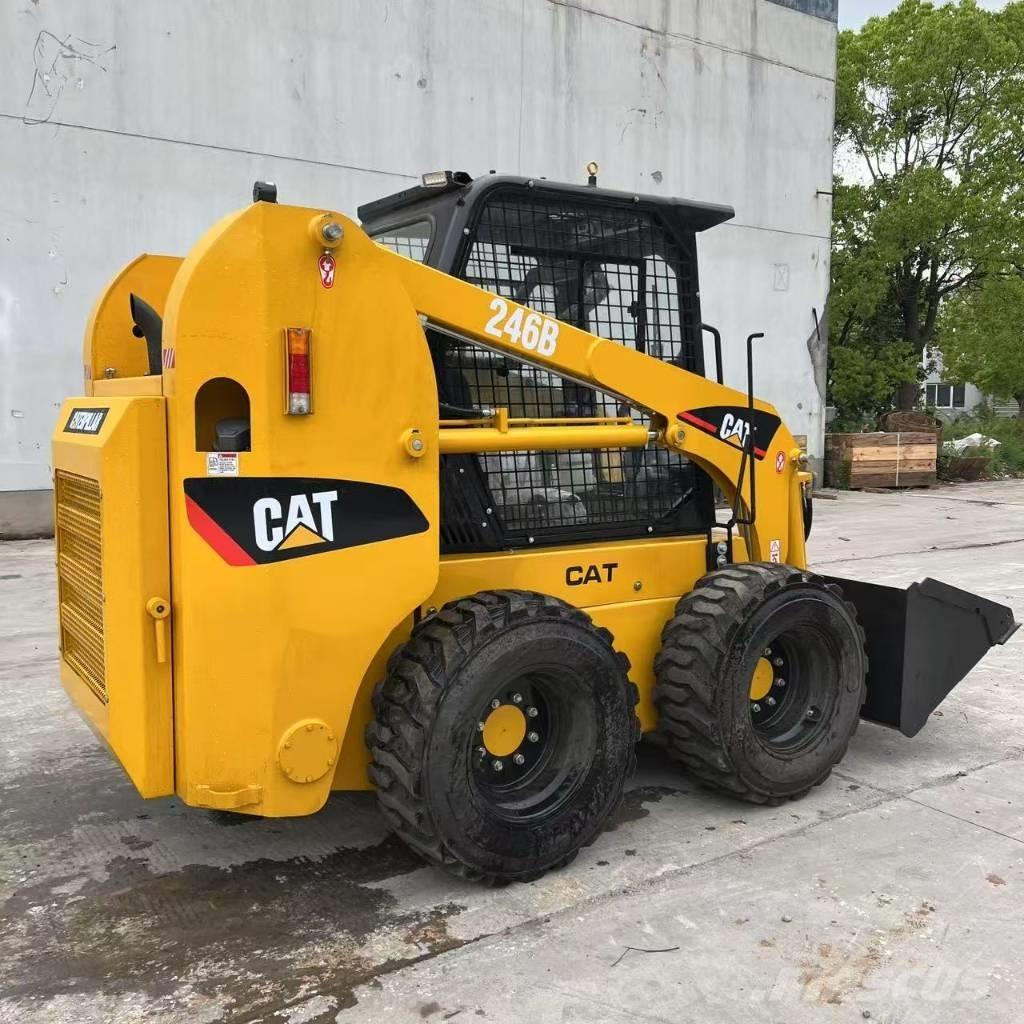 CAT 246 B Μίνι φορτωτές