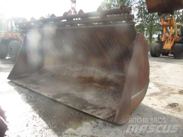CAT 992 C Κουβάδες