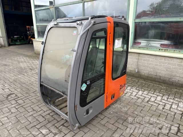 Hitachi Zaxis Καμπίνες και εσωτερικό