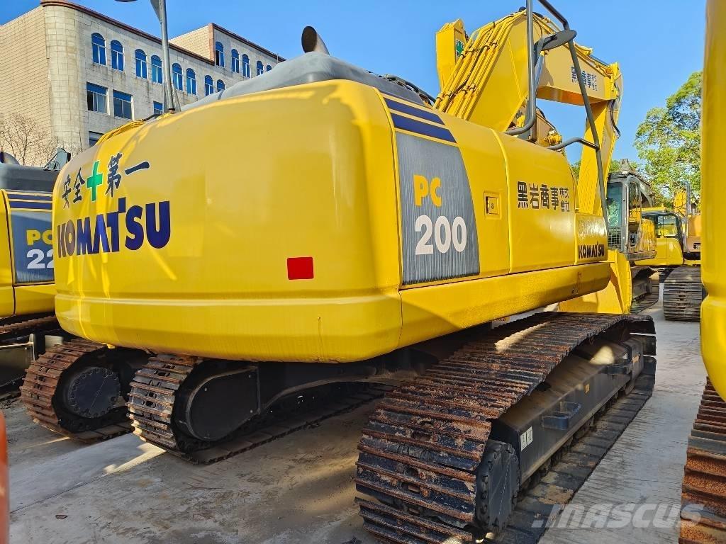 Komatsu PC 200-8 Εκσκαφείς με ερπύστριες