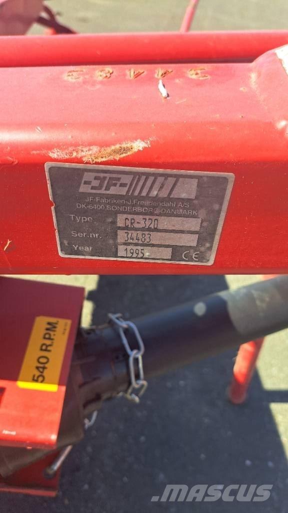 JF CR 320 Τσουγκράνες και χορτοξηραντικές μηχανές