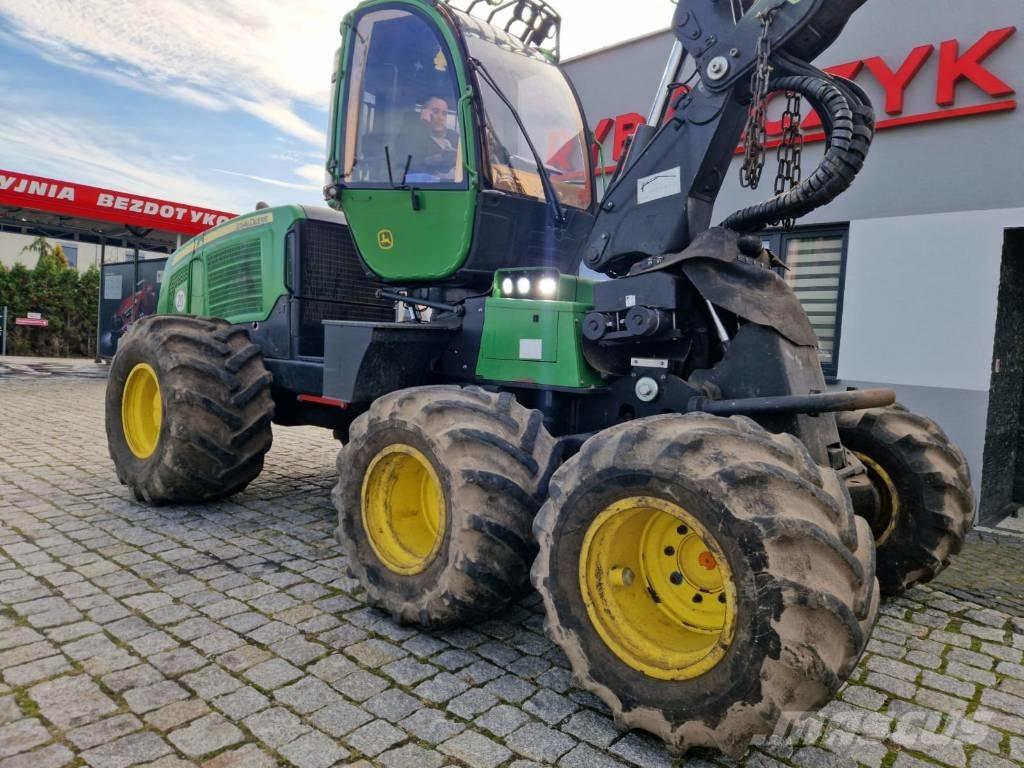 John Deere 1070 E Θεριζοαλωνιστικές μηχανές