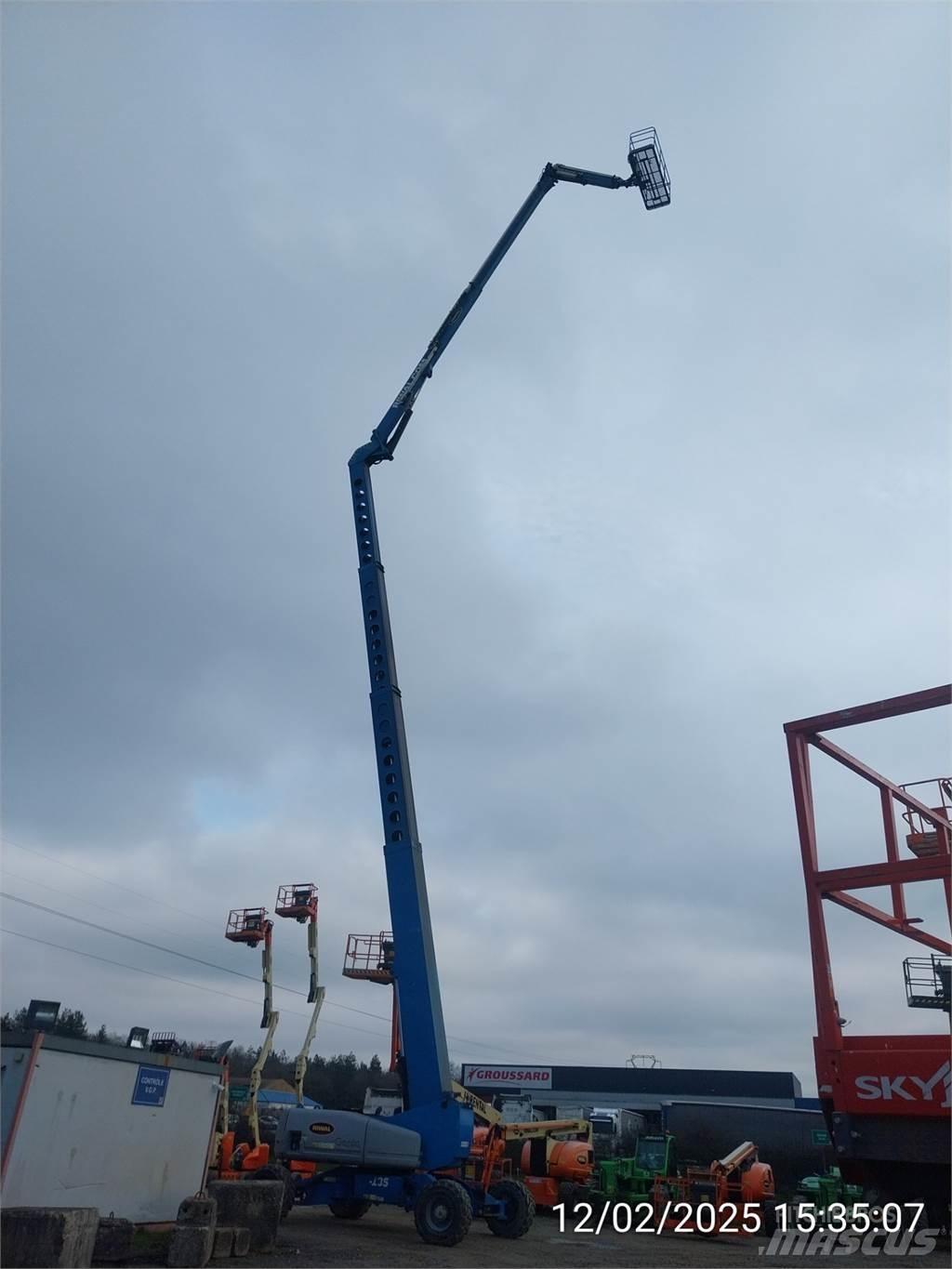 Genie Z135/70 Ανυψωτήρες με αρθρωτό βραχίονα