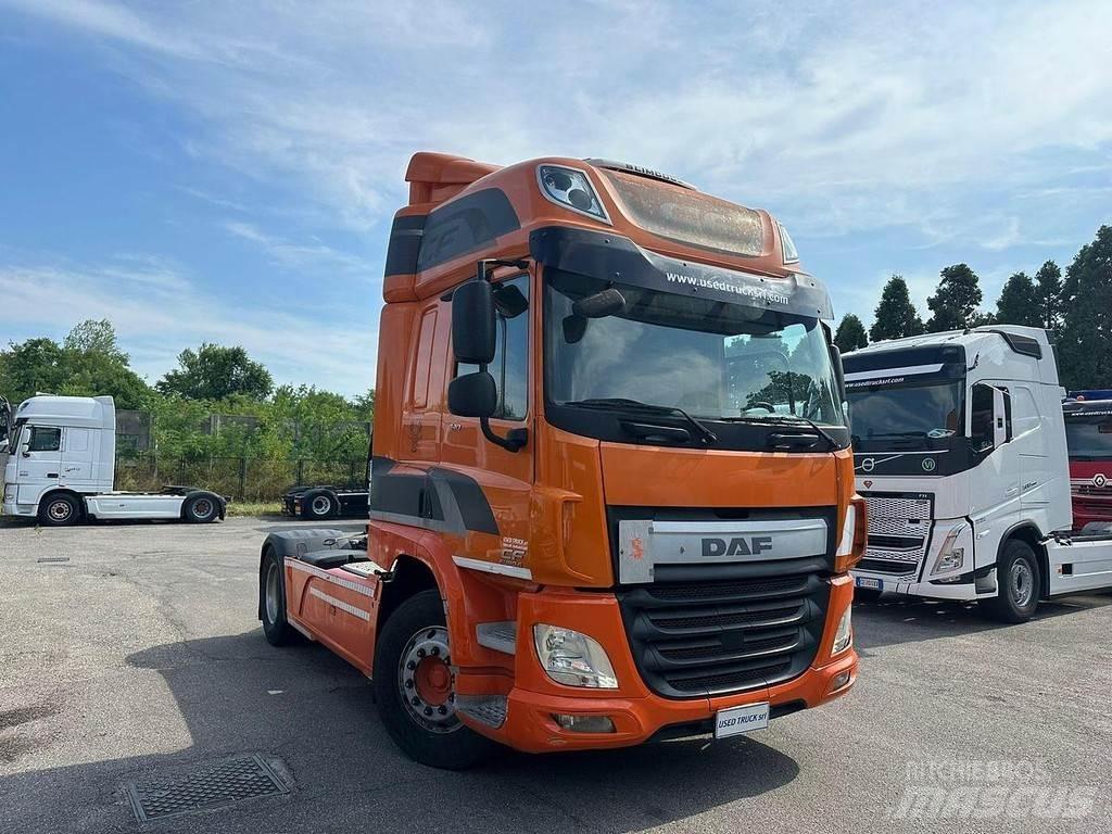 DAF CF 85.440 Τράκτορες