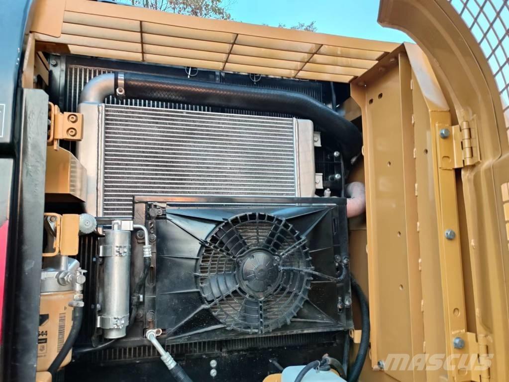 CAT 320 D Εκσκαφείς με ερπύστριες