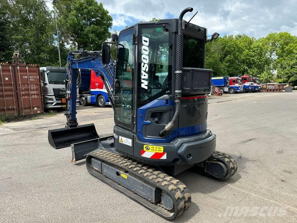 Doosan DX 35 Z Εκσκαφάκι (διαβολάκι) < 7t