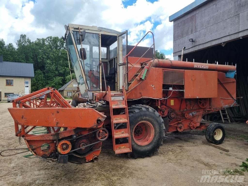 Laverda M152 Θεριζοαλωνιστικές μηχανές