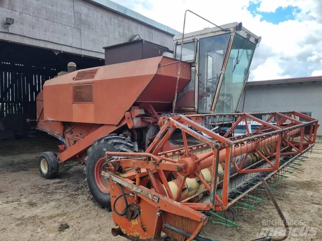Laverda M152 Θεριζοαλωνιστικές μηχανές