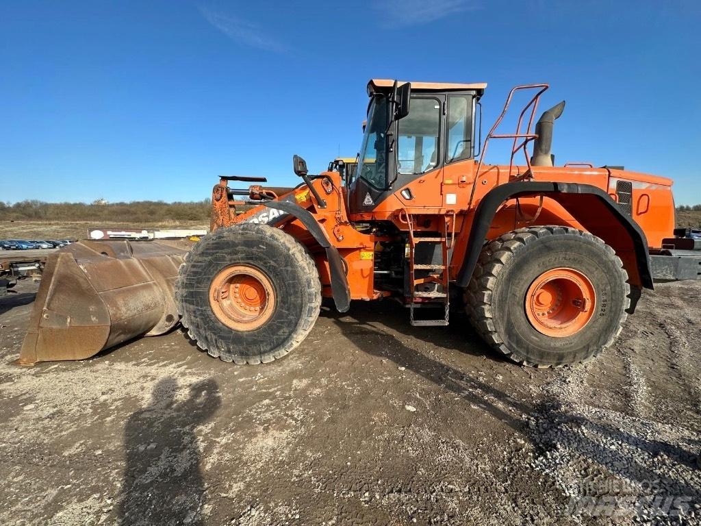 Doosan DX420-3 Εκσκαφείς με τροχούς - λάστιχα
