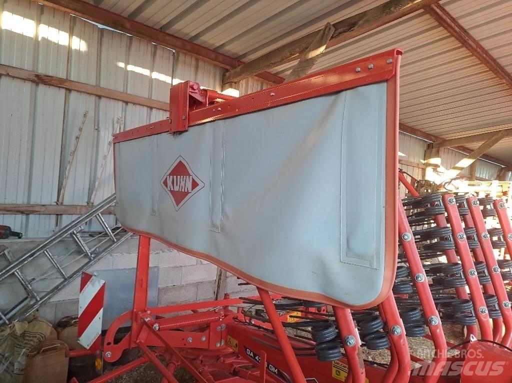 Kuhn GA4321 Αναμοχλευτήρες