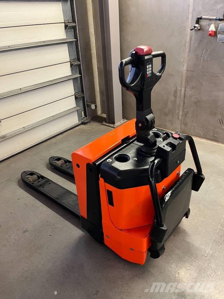 Toyota 7 PML 20 Χειροκίνητο περονοφόρο ανυψωτικό