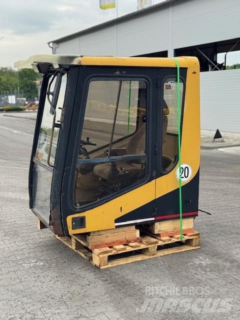 CAT M 320 USED CAB Καμπίνες και εσωτερικό