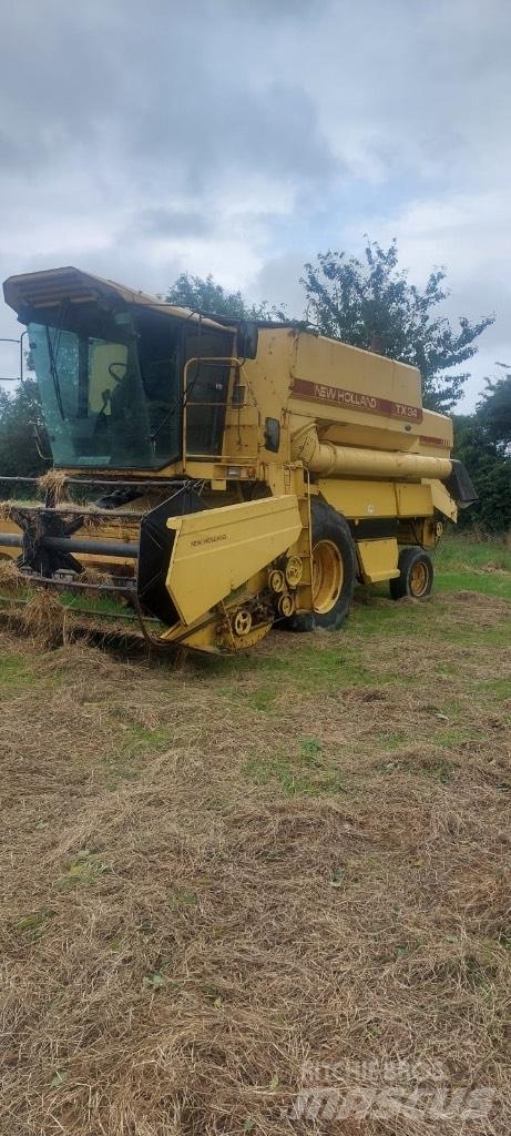 New Holland TX 34 Θεριζοαλωνιστικές μηχανές