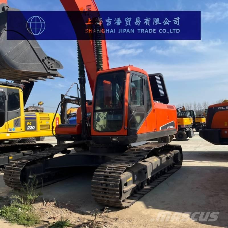 Doosan DX 300 Εκσκαφείς με ερπύστριες