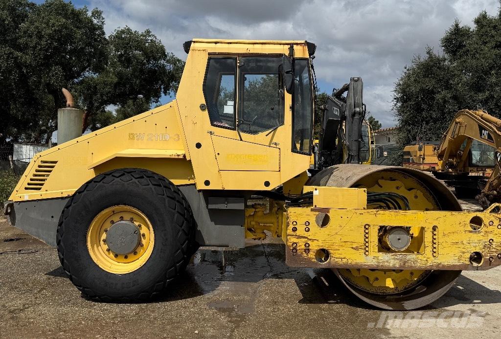 Bomag BW 211 D-3 Οδοστρωτήρες διπλού κυλίνδρου