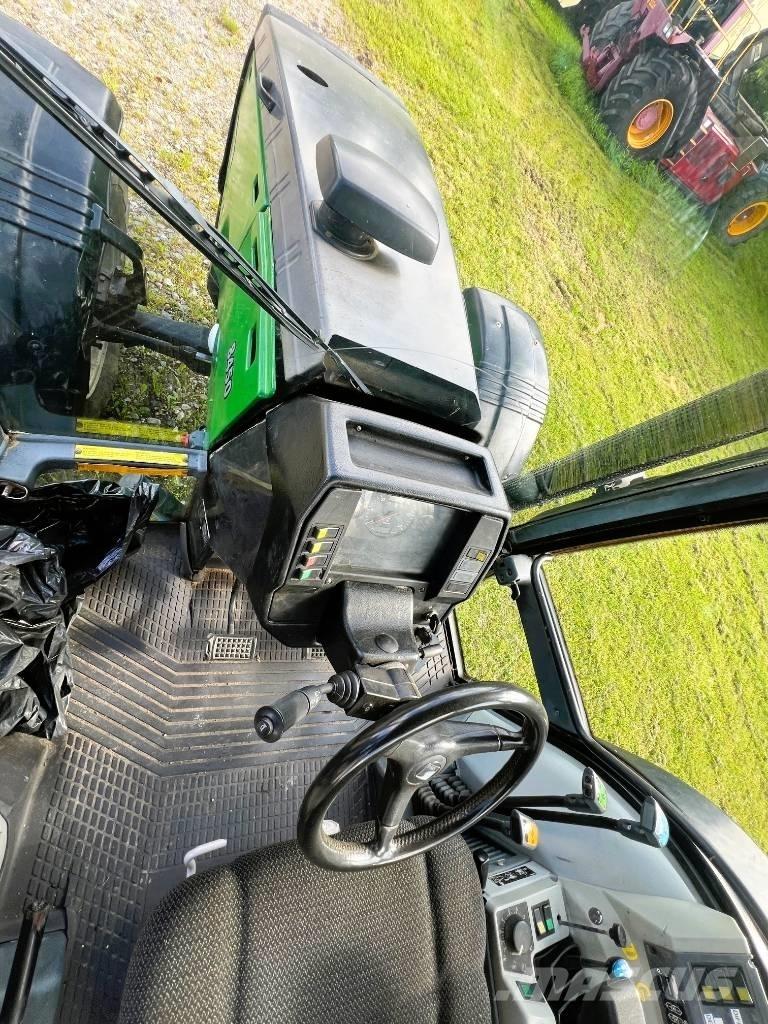 Valtra 8450 Τρακτέρ