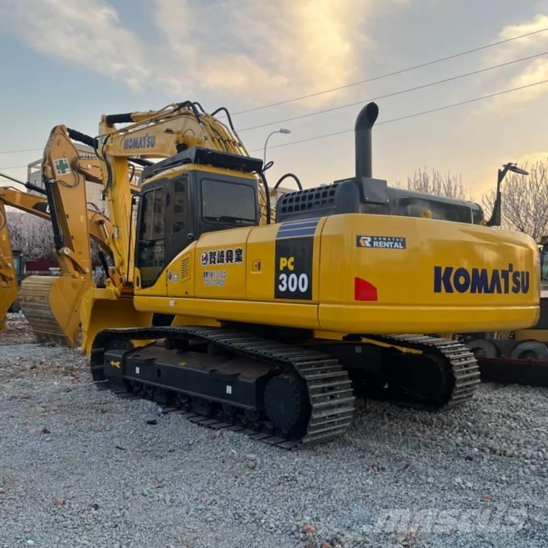 Komatsu PC 300 Εκσκαφείς με ερπύστριες