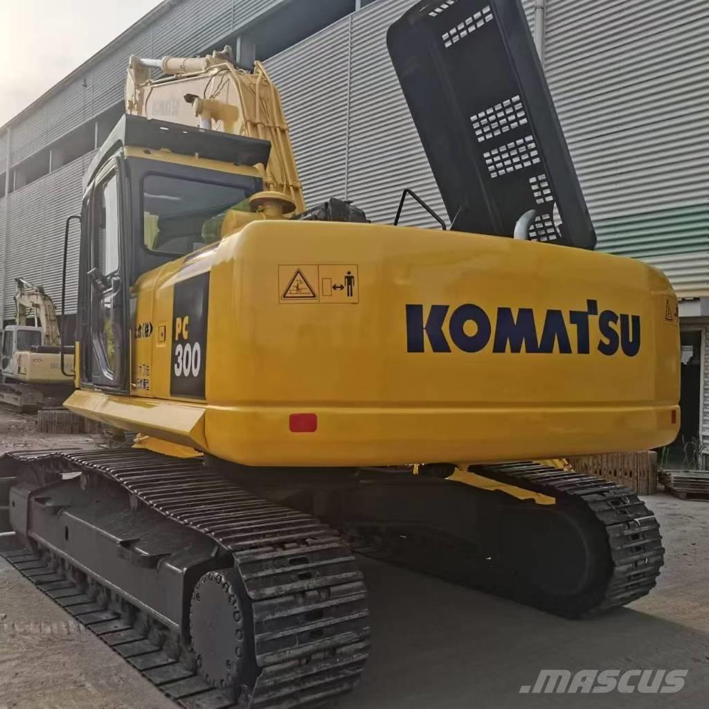 Komatsu PC 300-7 Εκσκαφείς με ερπύστριες