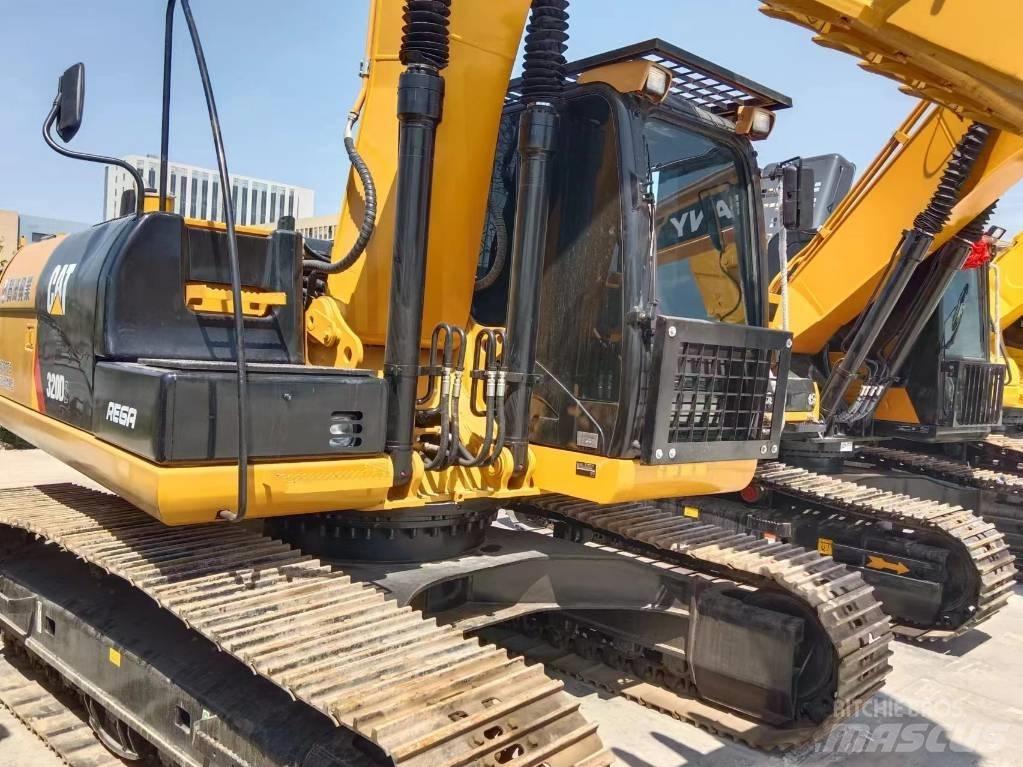 CAT 320 Εκσκαφείς με ερπύστριες