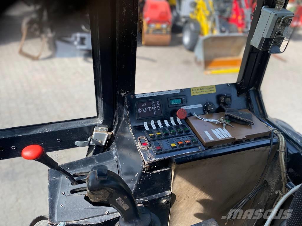 John Deere 6400 Τρακτέρ δασοπονίας