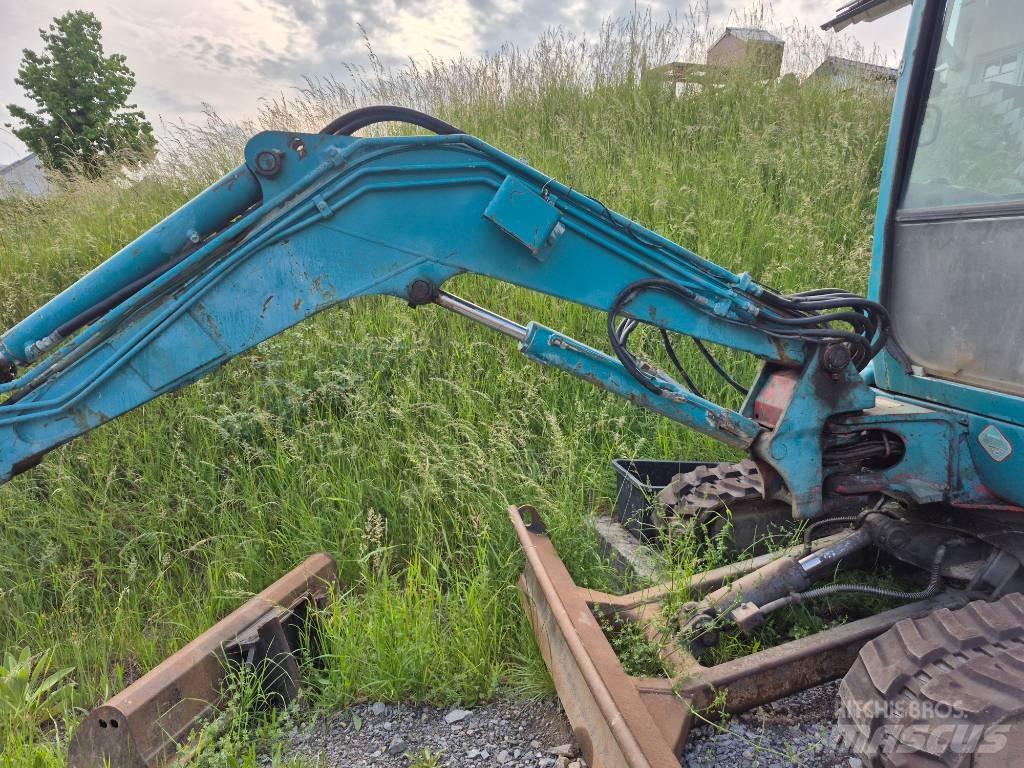 Takeuchi TB 235 Εκσκαφάκι (διαβολάκι) < 7t