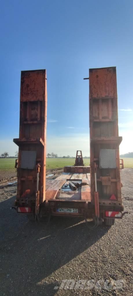 Fliegl DTS 240 Οχήματα με χαμηλό δάπεδο