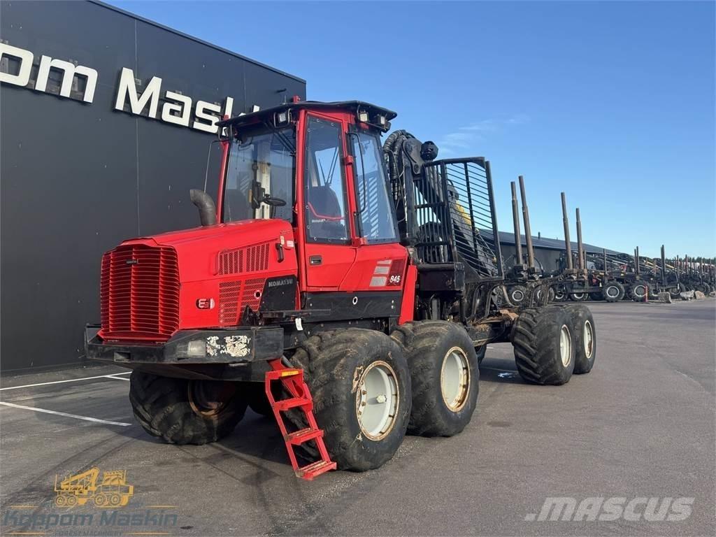 Komatsu 845 Μεταφορείς ξυλείας