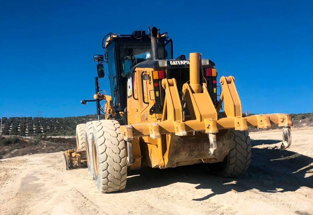 CAT 14 M Γκρέιντερς