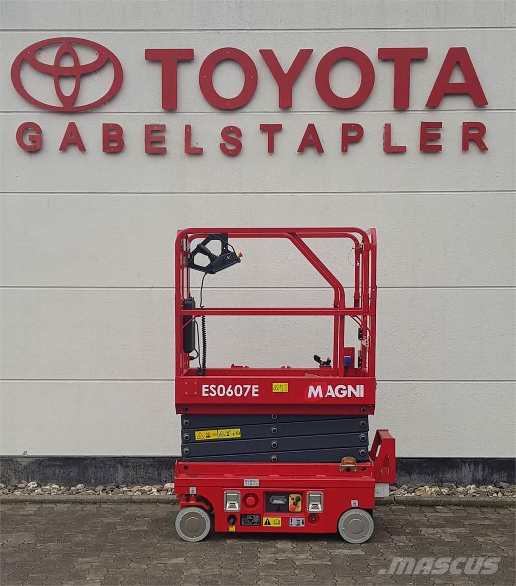  ES0607E Ανυψωτήρες ψαλιδωτής άρθρωσης