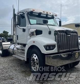 Western Star 47X Τράκτορες