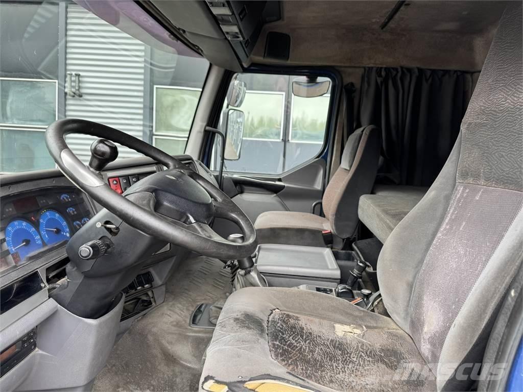 Sisu E12M 10X4 Φορτηγά Ανατροπή