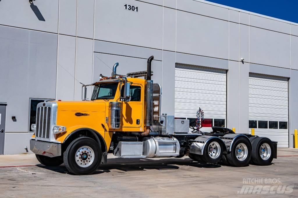 Peterbilt 388 Τράκτορες