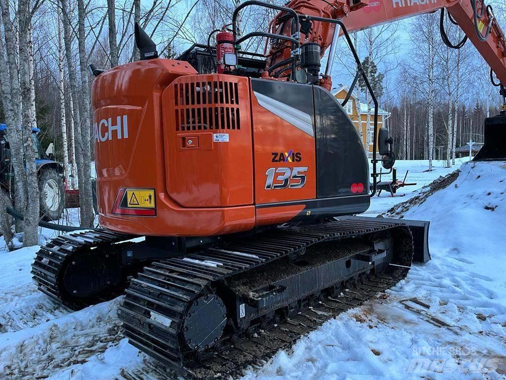Hitachi ZX135US-7 Εκσκαφείς με ερπύστριες