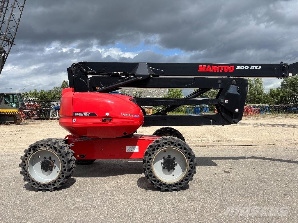 Manitou 200 ATJ Ανυψωτήρες με αρθρωτό βραχίονα
