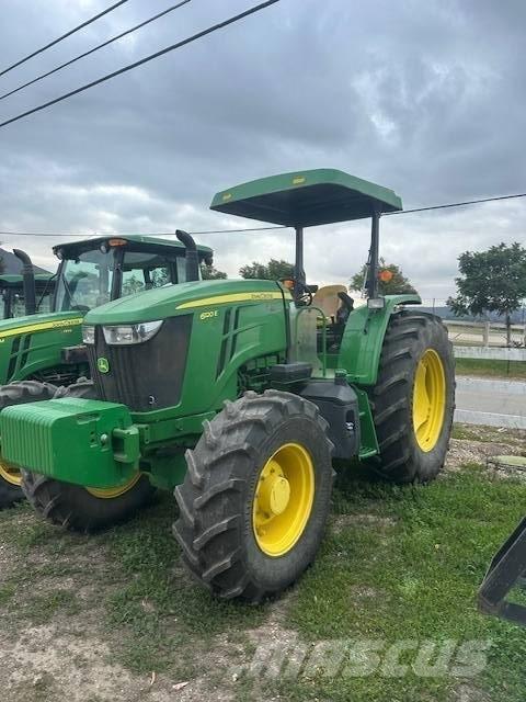 John Deere 6120 E Τρακτέρ