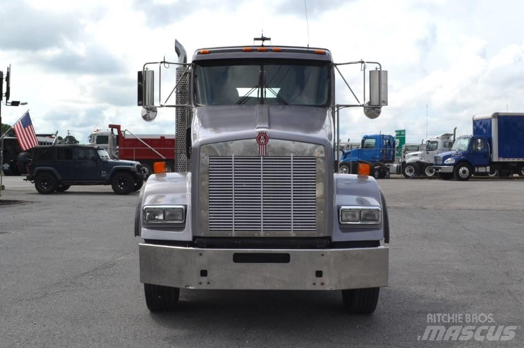 Kenworth T 800 Τράκτορες