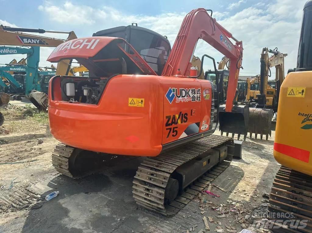Hitachi ZX 75 Μίνι εκσκαφείς 7t - 12t