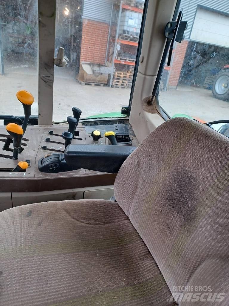 John Deere 6220 Τρακτέρ