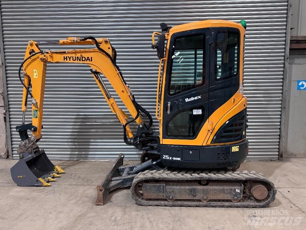 Hyundai R25Z-9 AK Εκσκαφάκι (διαβολάκι) < 7t