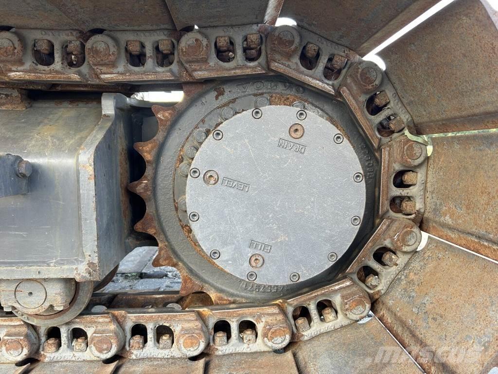 Volvo ECR145EL Εκσκαφείς με ερπύστριες