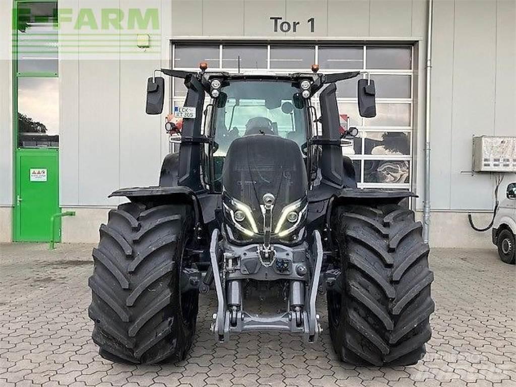 Valtra q305 Τρακτέρ