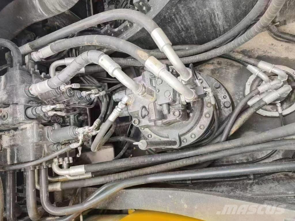 Volvo 240 Εκσκαφείς με ερπύστριες