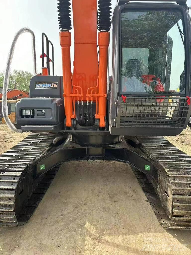 Hitachi ZX 130 Εκσκαφείς με ερπύστριες
