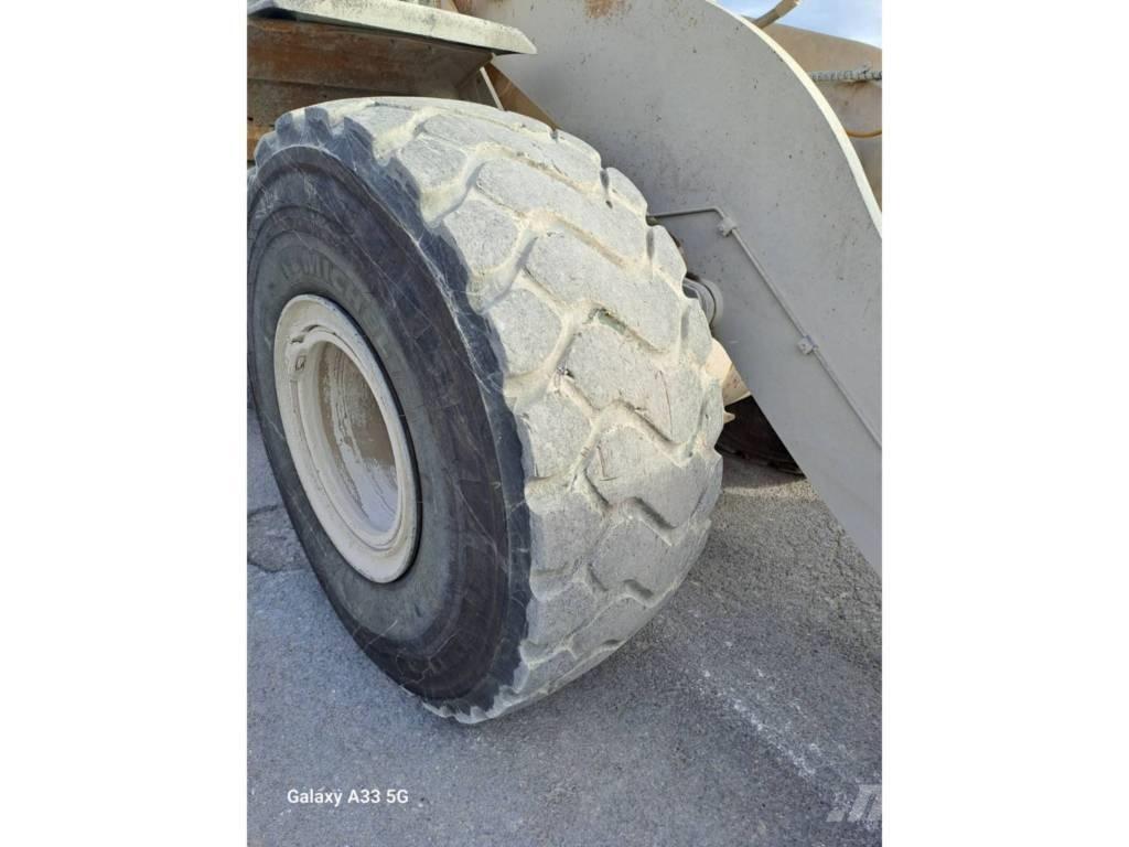 CAT 972 K Φορτωτές με λάστιχα (Τροχοφόροι)