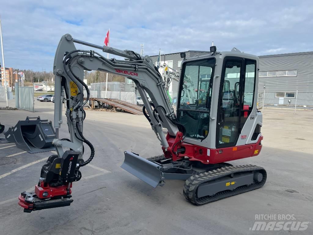 Takeuchi TB 225 Εκσκαφάκι (διαβολάκι) < 7t