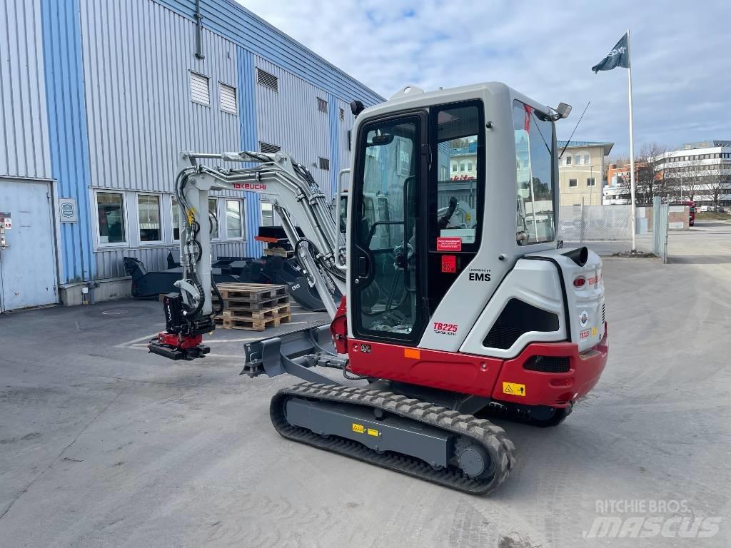 Takeuchi TB 225 Εκσκαφάκι (διαβολάκι) < 7t