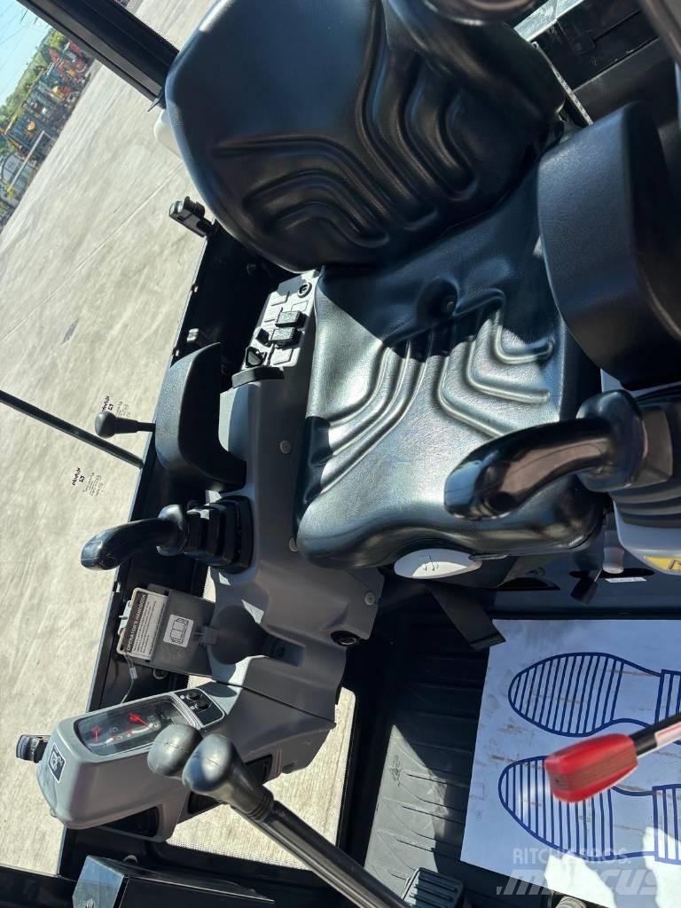 Kubota KX 015-4 Εκσκαφάκι (διαβολάκι) < 7t